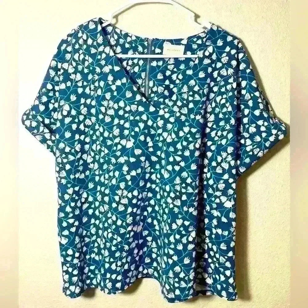Melloday Blue with White Floral Print Blouse- Size XL